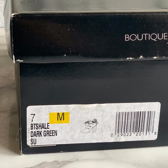 BOUTIQUE 9 Dark Olive Green Suede Boots SIZE 7M BNIB - Picture 14 of 14